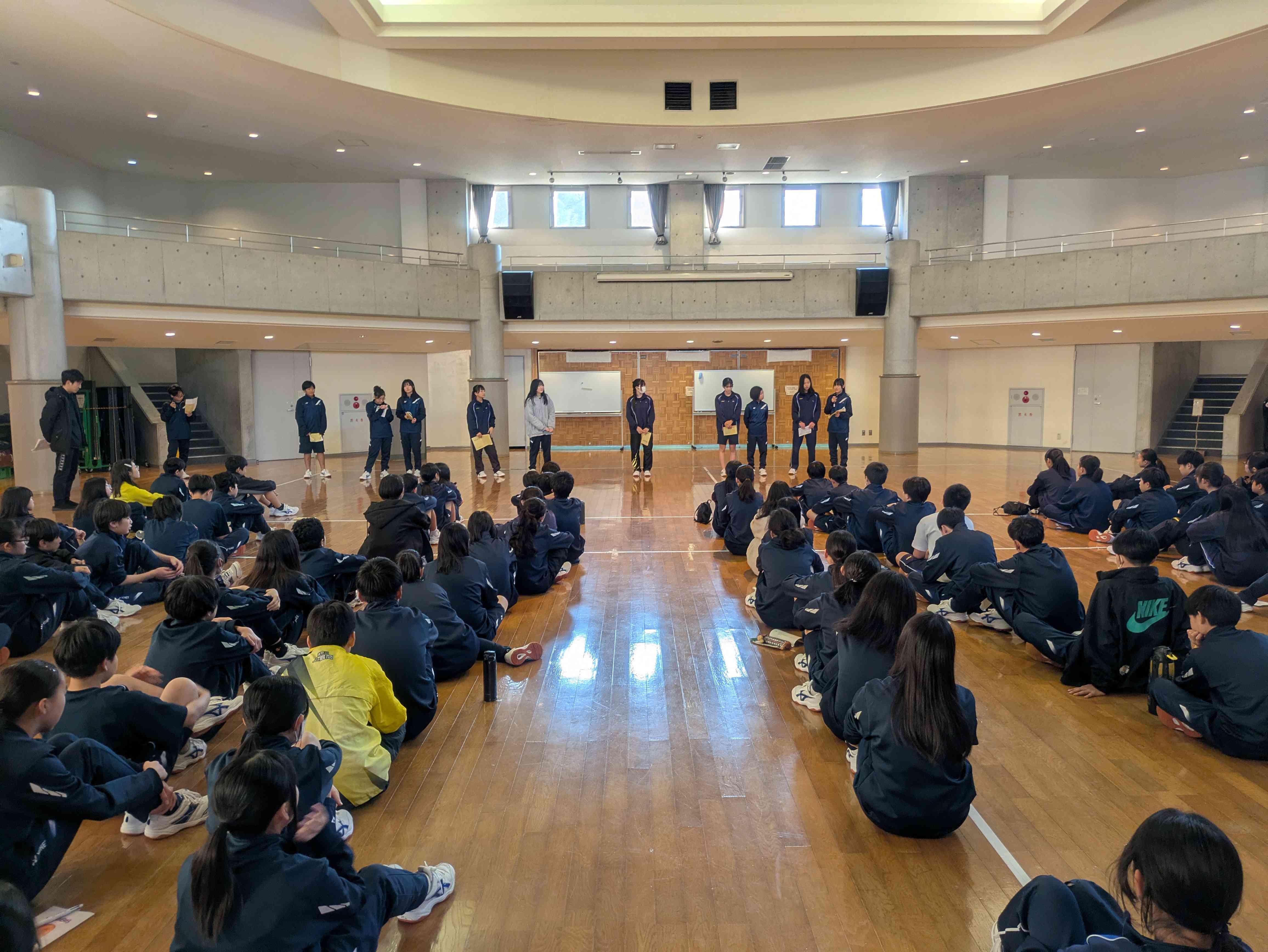 PXL_20251127_221721252