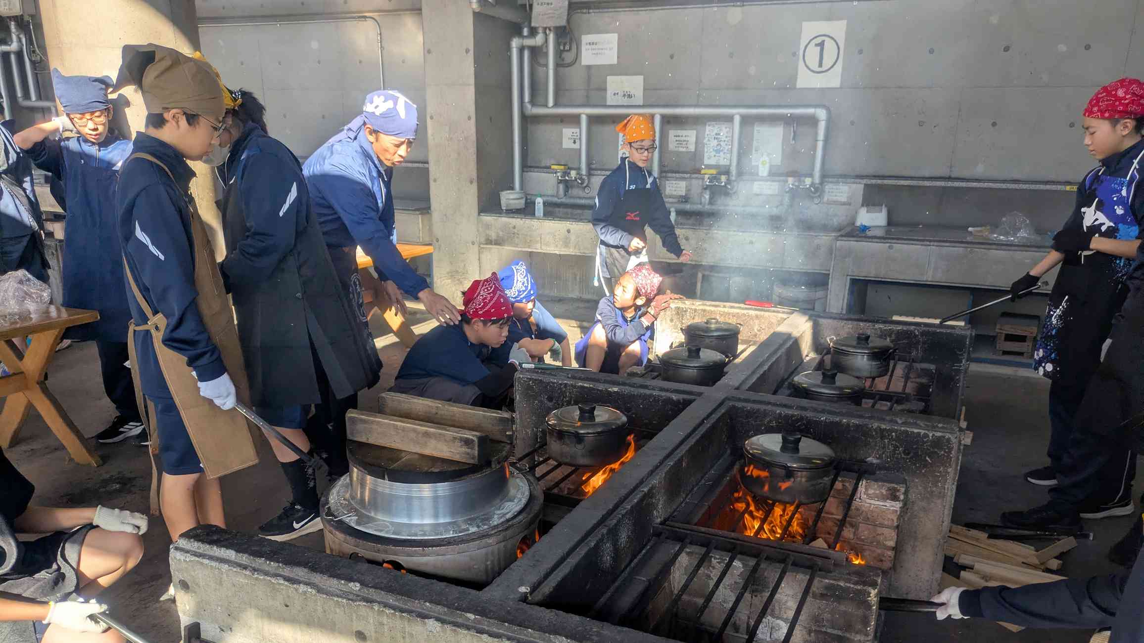 PXL_20251128_010500925